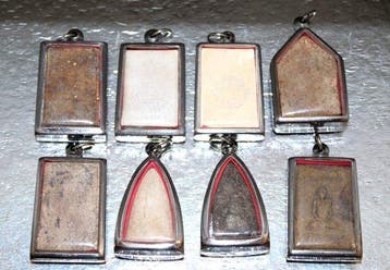 8 hangers, talismannen / amuletten voor meditatie,