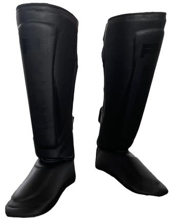 PunchR™ Electric Kickboks Muay Thai Scheenbeschermers Zwart, Verzenden, Nieuw, Overige