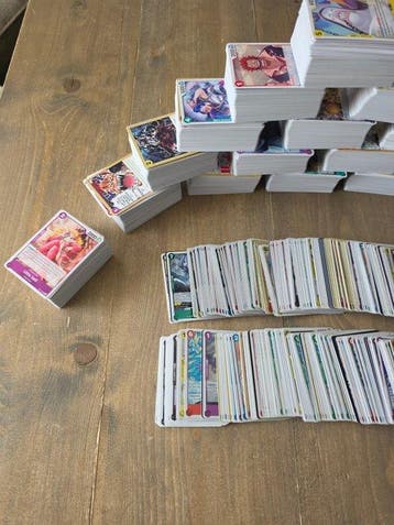One Piece Foils + One Piece Bulk - 2100 Mixed collection -, Hobby en Vrije tijd, Verzamelkaartspellen | Overige, Nieuw