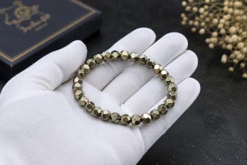 Elegante armband van natuurlijke pyriet – facetgeslepen