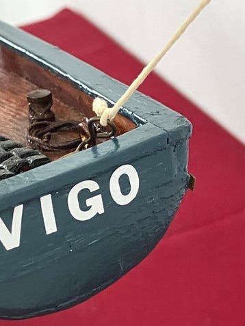 Objets maritimes - zeiljacht Duo. V17 uit Vigo - Bois, Coton
