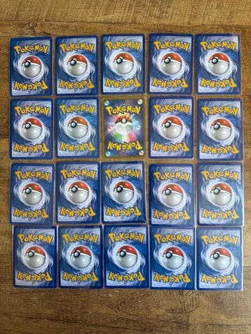Pokémon - 20 Mixed collection - Various sets, Nieuw