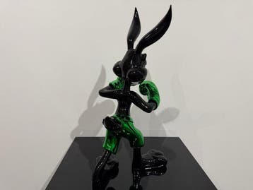 Van Apple - K.O. Bunny - Rolex