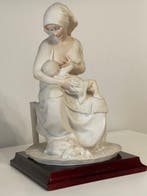 Giuseppe Armani, Capodimonte - Beeldje - Matka karmica -