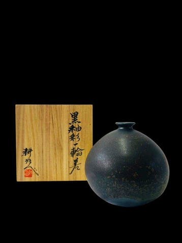Arata Koji – Kasama Black Glaze Flower Vessel – Minister van