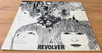 Beatles - REVOLVER – UK MONO Pressing, Dr. Robert Sleeve/