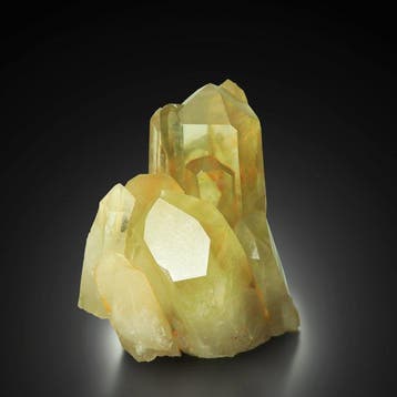 GEEN RESERVE. Grote CITRINE Kristal uit MADAGASCAR Exemplaar