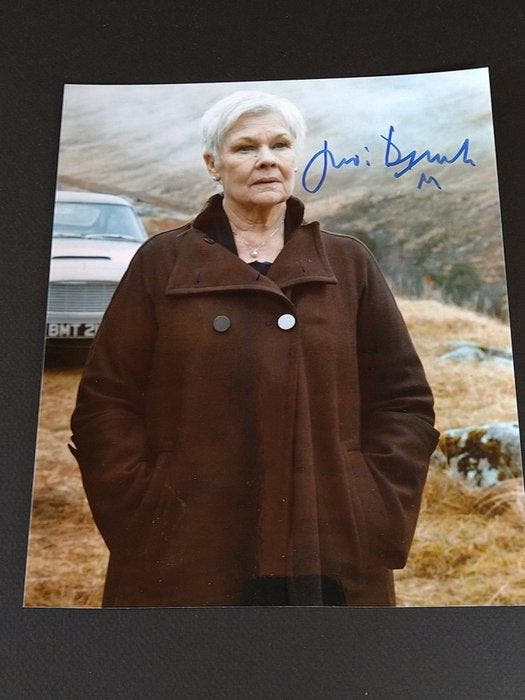 James Bond 007: Skyfall - Lot of 3 - Dame Judi Dench - 7x, Collections, Cinéma & Télévision