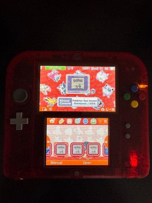 Nintendo - Nintendo 2DS POKEMON RED - Handheld gaming, Games en Spelcomputers, Spelcomputers | Overige Accessoires