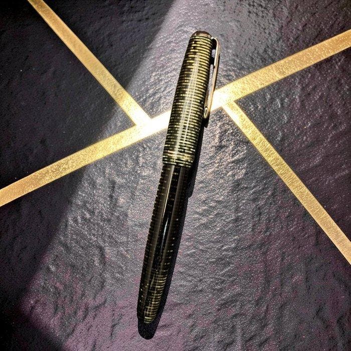 Parker - Vacumatic Golden Pearl Laminated Celluloid -, Verzamelen, Pennenverzamelingen