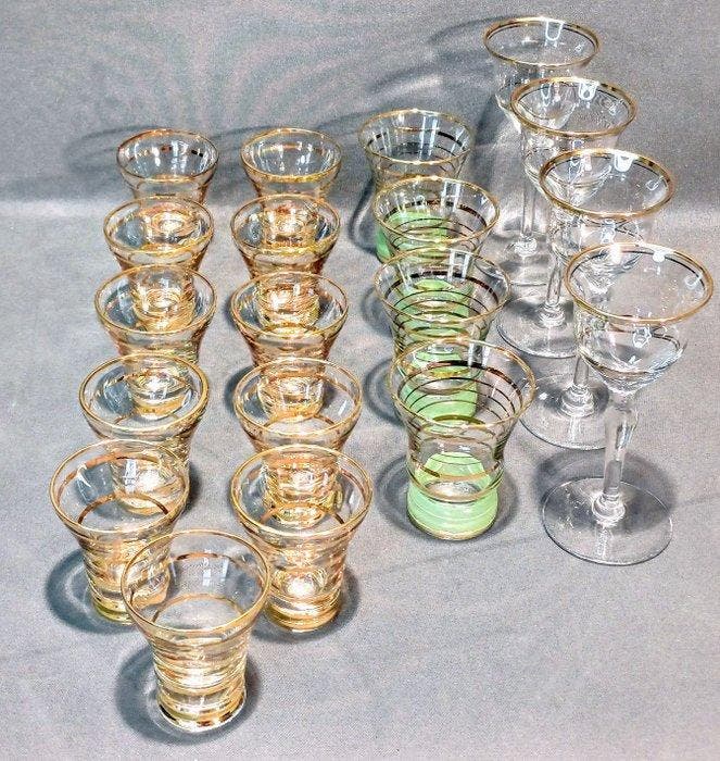 Booms glas - Drinkglas (19) - Glas - 19 stuks art-Deco, Antiek en Kunst, Kunst | Designobjecten