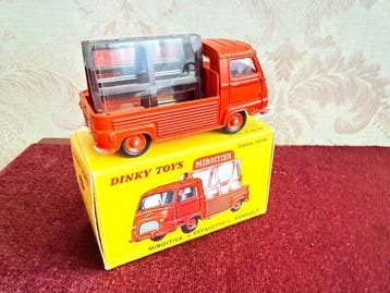 Dinky Toys 1:43 - Voiture miniature - Renault Estafette, Nieuw