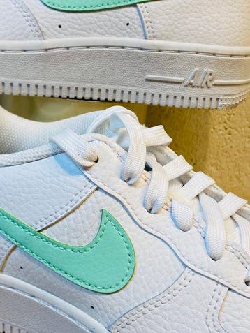 Nike - Air Force White Menthe P36 - Sneakers - Maat: EU 36 -, Nieuw