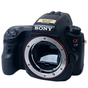 Sony 37 with DT 18-55mm F3.5-5.6 SAM Lens Kit Digitale