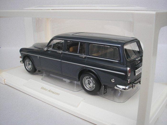 Norev 1:18 - Modelauto - Volvo Amazon Break (1966), Hobby & Loisirs créatifs, Voitures miniatures | 1:5 à 1:12