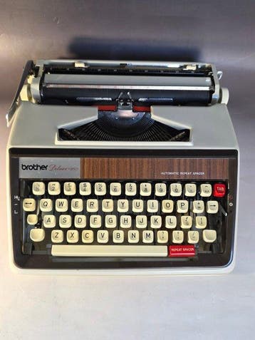 Brother Deluxe 1350 - Machine à écrire - 1950-1960