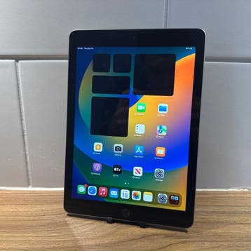 Apple iPad (5th Generation) 128GB Wifi - Mobiele telefoon, Nieuw