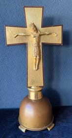 Objets religieux et spirituels - Chêne - 1910-1920 - Corpus