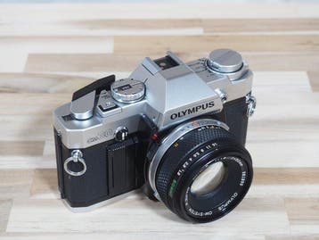 Olympus Olympus OM-30 Silver + F.Zuiko Auto-S 50mm f/1.8, Nieuw