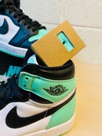 Air Jordan - Air Jordan 1 High, Retro One OG Green Glow, Kleding | Heren, Schoenen, Nieuw
