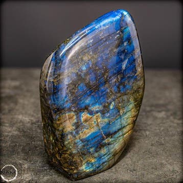 Labradorite naturelle de Madagascar – Le jeu irisé des, Collections, Minéraux & Fossiles