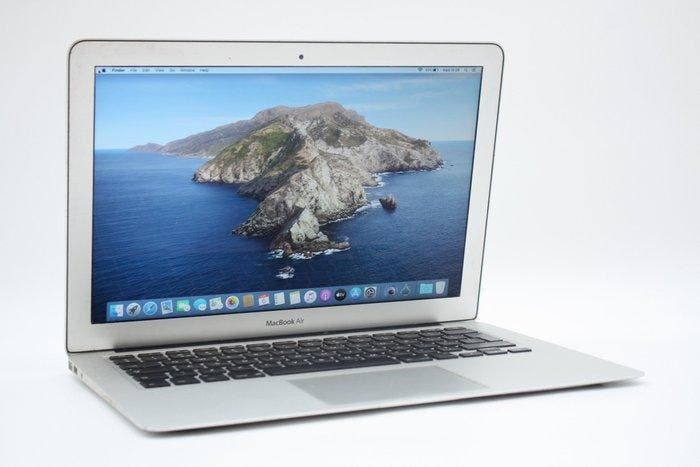 Rare find: Apple MacBook Air 13 inch (Mid 2011) | Core i5, Games en Spelcomputers, Spelcomputers | Overige Accessoires