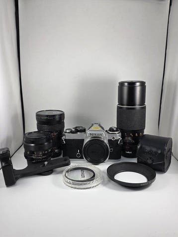 Nikon, Tokina, Vivitar Nikon FE + Vivitar 28mm + Makinon
