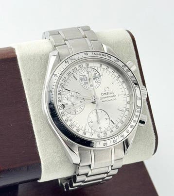 Omega - Speedmaster Date - 3221.30 - Homme - 2000-2010