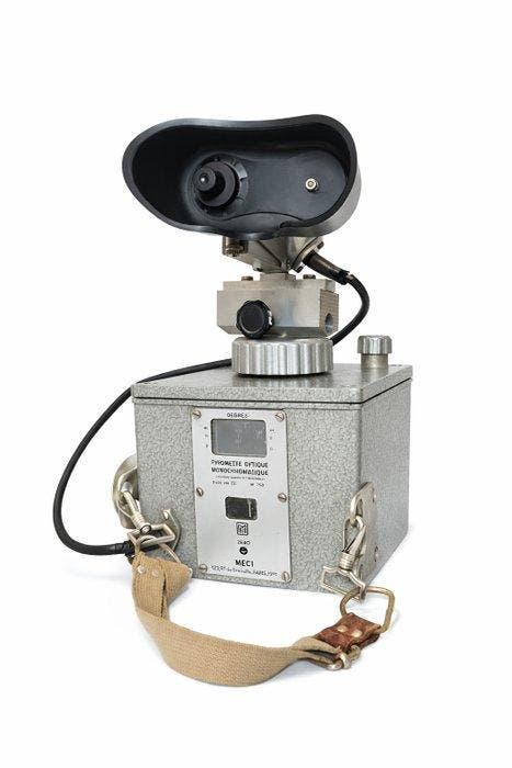 Theodoliet - Pyromètre optique scientifique - 1945-1955 -, Collections, Appareils photo & Matériel cinématographique