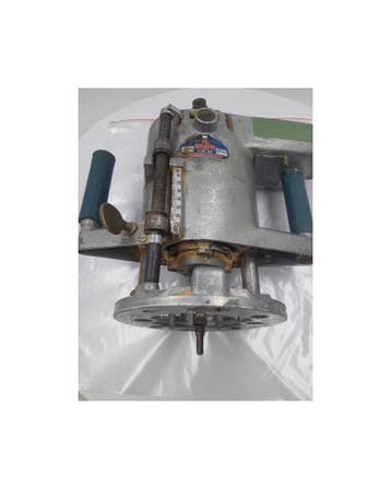 Bovenfrees Scheer HM30, Verzenden