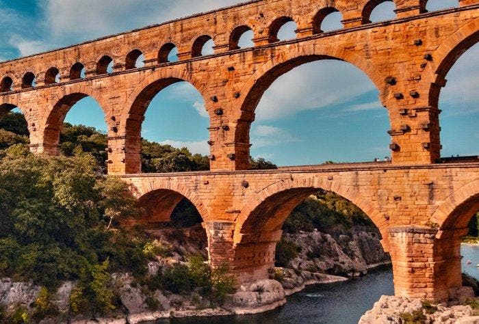 Bess Irissa - Pont Du Gard, Antiquités & Art, Art | Objets design