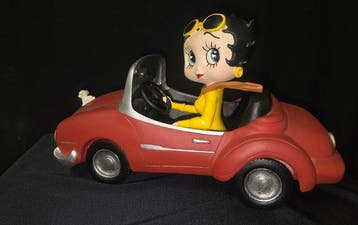 King Features Syndicate - Beeldje - Betty Boop in Red Car, Cd's en Dvd's, Nieuw in verpakking