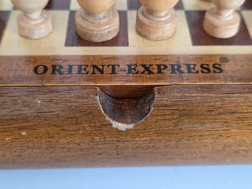 Orient-Express – wyjtkowy zestaw gier vintage, szachy