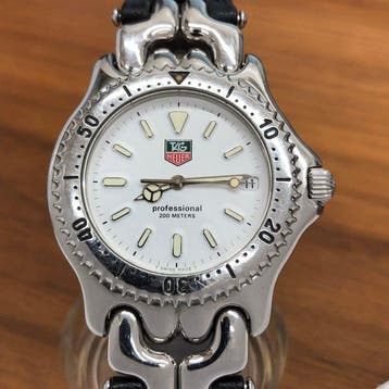 TAG Heuer - S/E/L (Sports Elegance) Professional 200M -