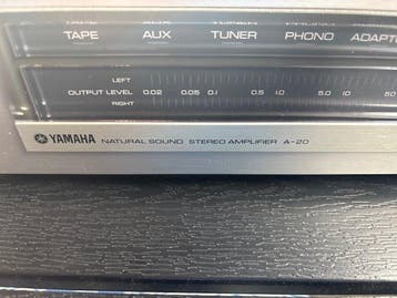 Yamaha - A-20 Solid state geïntegreerde versterker, Nieuw
