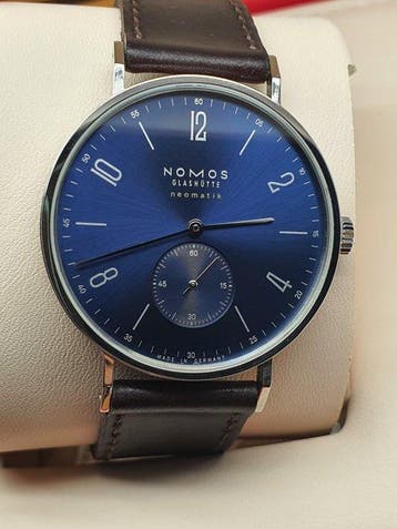Nomos - Nomos Glashütte Tangente Neomatik 4914 - 4914 -, Handtassen en Accessoires, Horloges | Heren, Nieuw