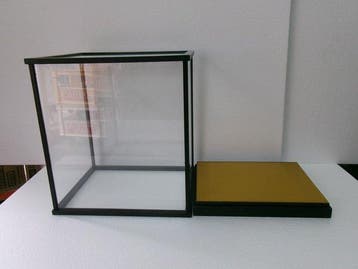 Verre, Vitrine en verre du cadre en bois (Vitrines) - Japon