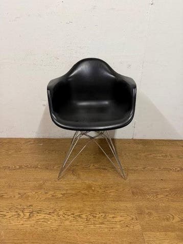 Gebruikte Vitra Dar Stoel - S4459, Huis en Inrichting, Ophalen, Nieuw