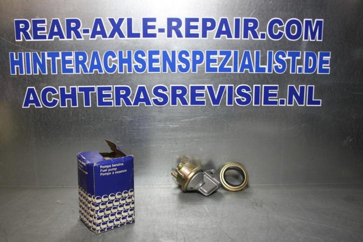 Benzinepomp, mechanisch, merk Savara (motorruimte, Motor), Auto-onderdelen, Motor en Toebehoren, Nieuw, Universele onderdelen