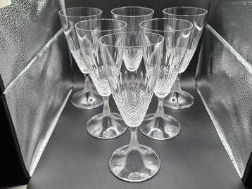 Lalique - Wijnglas (6) - Chinon-model - Kristal