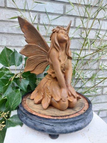 Statue, metal statue of as dreaming fairy - 26.5 cm - Fonte