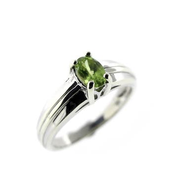 9 karaat solitairring met peridoot, Handtassen en Accessoires, Ringen, 18 tot 19, Gebruikt, Wit, Ophalen of Verzenden