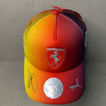 Ferrari - GP SILVERSTONE 2025 - Lewis Hamilton - 2025 - Pet, Verzamelen, Nieuw