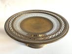 Centre de table - Coupe antique ajourée, laitOn, fin du XIXe