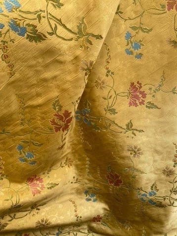 San Leucio top quality - Exclusief damastpaneel met gouden