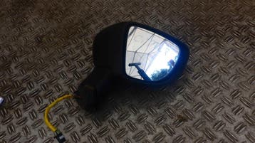 Renault Captur rechter spiegel 11 pin, Verzenden, Gebruikt