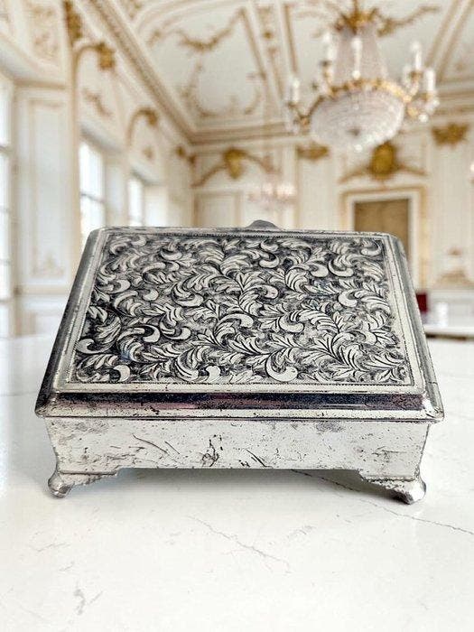 Sieradendoos - Verzilverd, Hout, Antiek en Kunst, Curiosa en Brocante