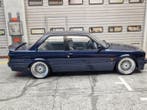 kk-scale 1:18 - Modelauto - BMW E30 325i Mtech II Coupe -, Nieuw