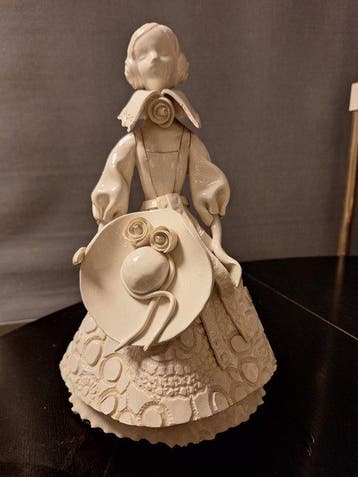 Elettra Cattolica - Elettra de Biasio - Figuur (2) - Klei