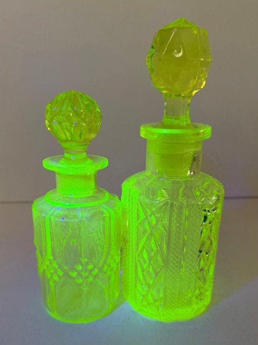 Verreries de Scailmont - Bouteille de parfum - Ouraline -, Antiek en Kunst, Kunst | Designobjecten